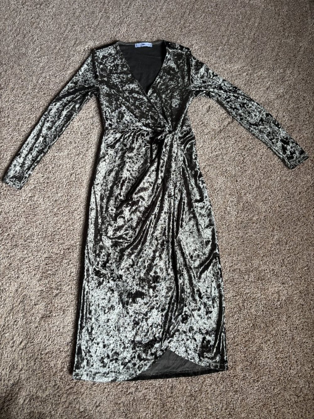 Mango MNG Dress Womens 4 Griege Green Velvet Faux Wrap Long Sleeve Stretch Midi